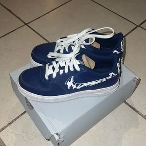 Boys Nike sneakers